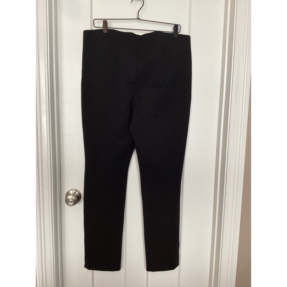 Chico's Women's‎ Juliet Slim Trim Detail Pull on Pants Black Size 2.5/ 14 us - Picture 5 of 11